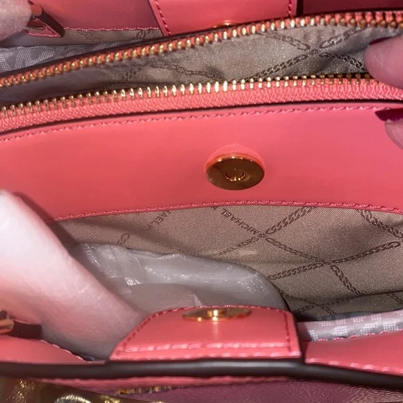 NWT Michael Kors Arielle Pebbled Faux Leather Satchel - Picture 8 of 12